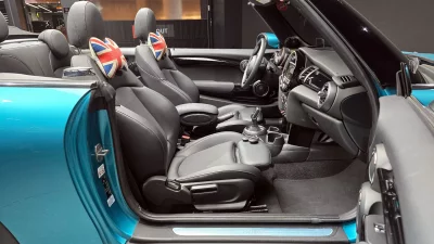 MINI Cooper Convertible