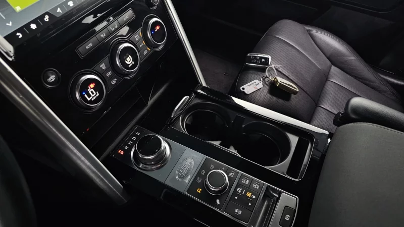 Land Rover DISCOVERY