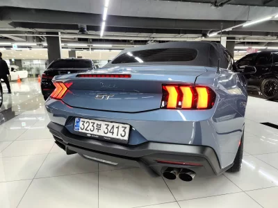 Ford MUSTANG