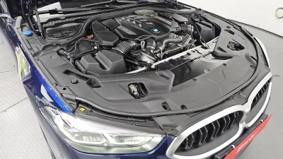 BMW 8-Series