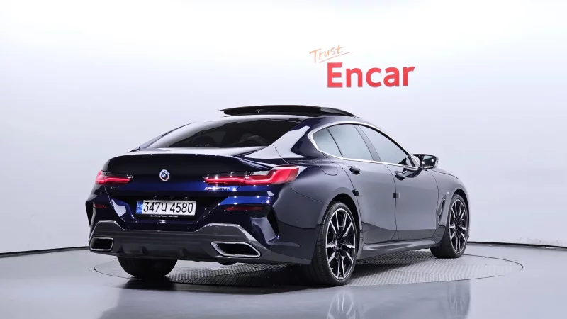 BMW 8-Series