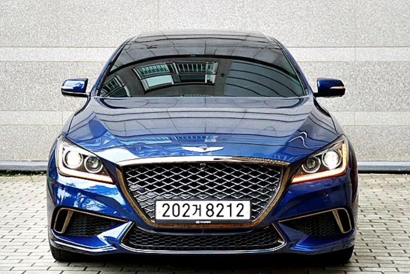 Hyundai Genesis