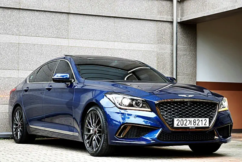 Hyundai Genesis