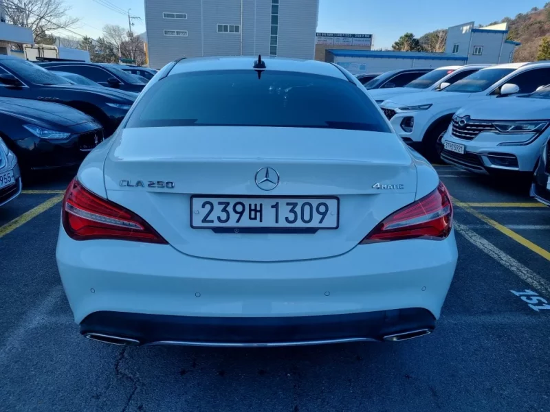 Mercedes-Benz CLA-Class