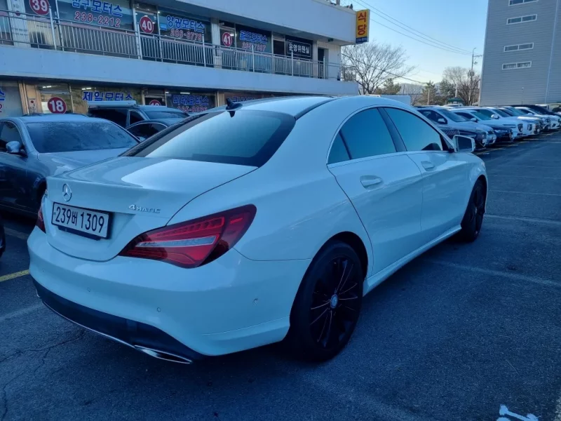 Mercedes-Benz CLA-Class