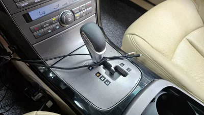 Kia OPIRUS