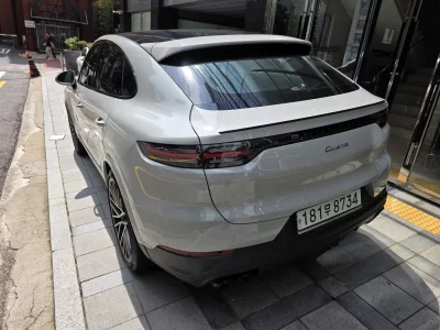 Porsche CAYENNE