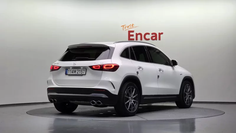 Mercedes-Benz GLA-Class