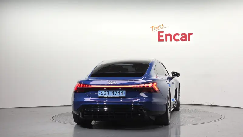 Audi e-tron GT