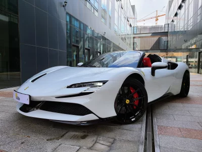 Ferrari SF90