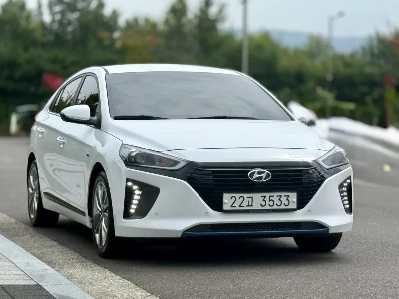 Hyundai Ioniq
