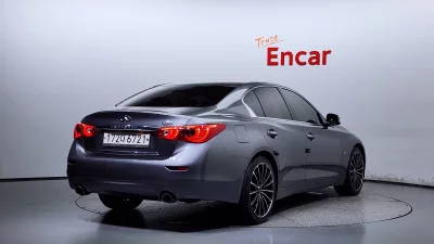 Infiniti Q50