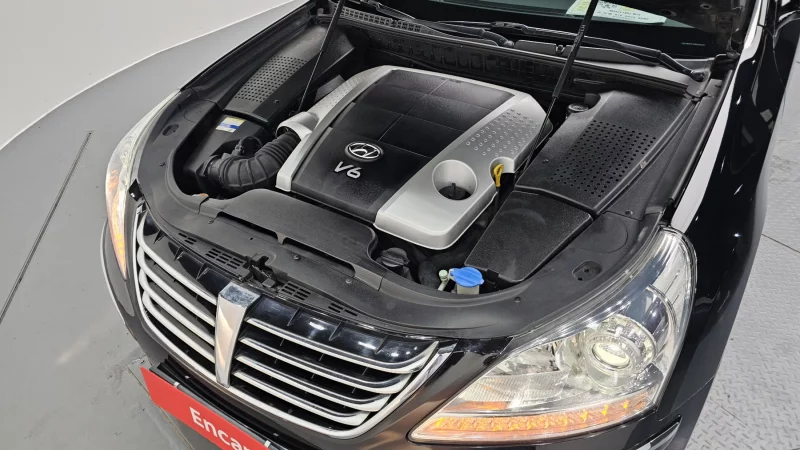 Hyundai Equus