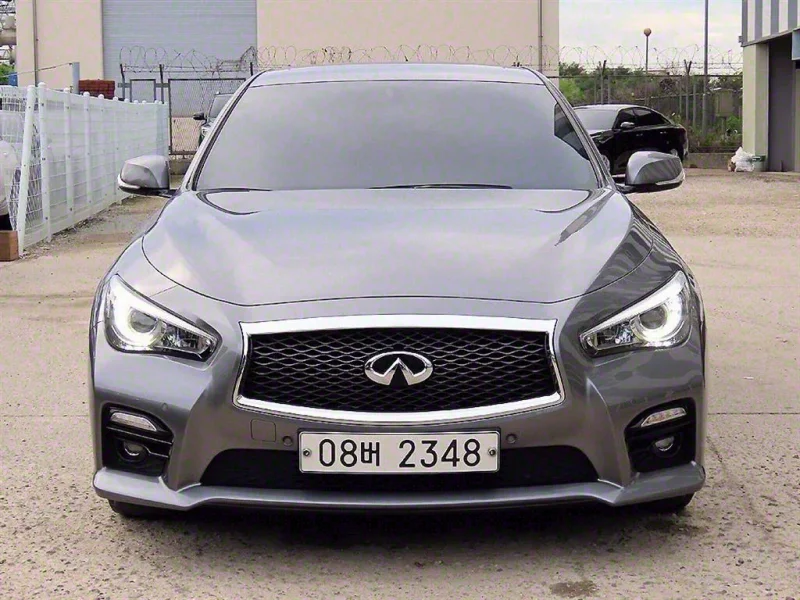 Infiniti Q50