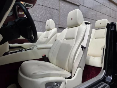 Rolls-Royce Dawn