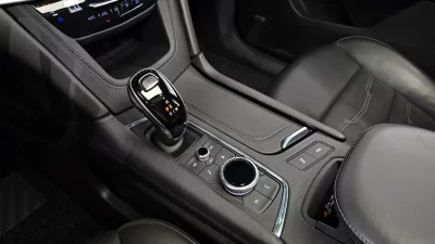 Cadillac XT6