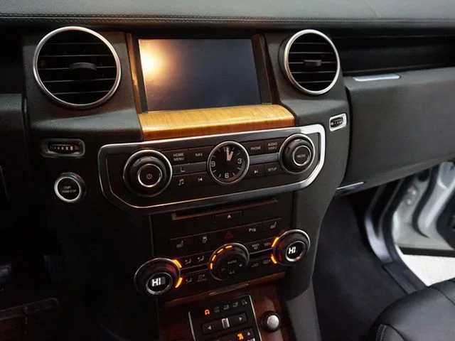 Land Rover DISCOVERY