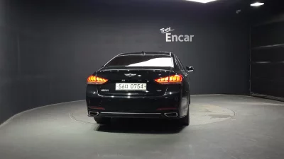 Hyundai Genesis