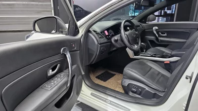 Renault Samsung SM5