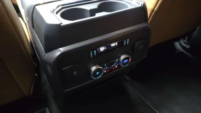 Ford EXPEDITION
