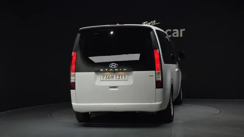 Hyundai Staria