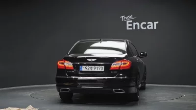 Hyundai Genesis