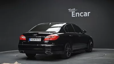 Hyundai Genesis