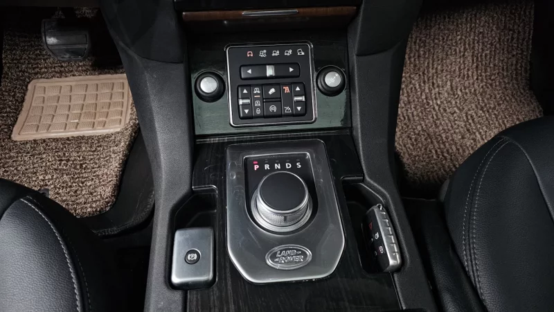 Land Rover DISCOVERY