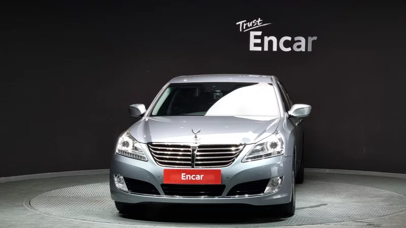 Hyundai Equus