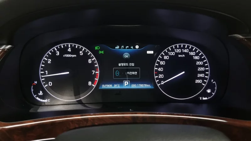 Hyundai Equus