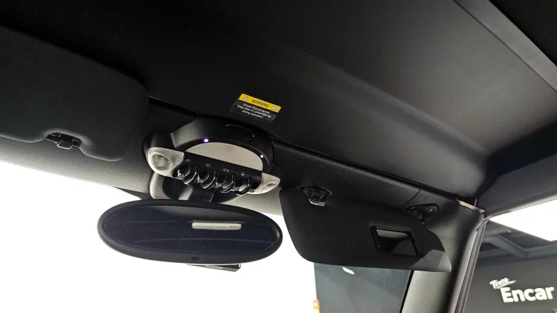 MINI Cooper Convertible