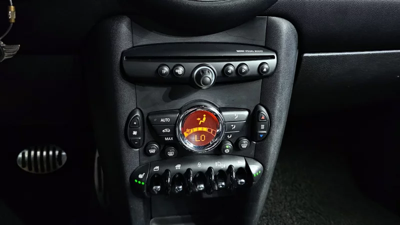 MINI Cooper Convertible