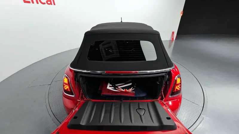 MINI Cooper Convertible