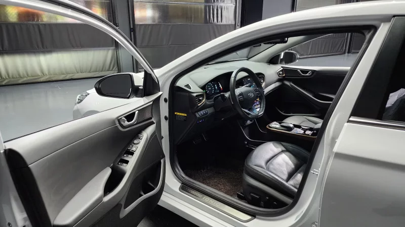 Hyundai Ioniq