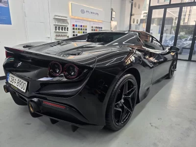 Ferrari F8