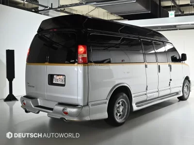 Chevrolet Express Van