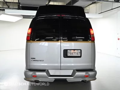 Chevrolet Express Van