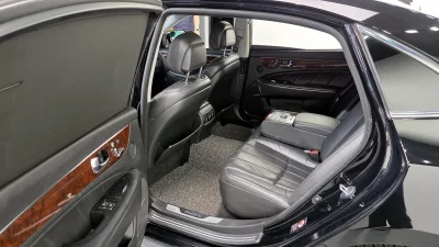 Hyundai Equus