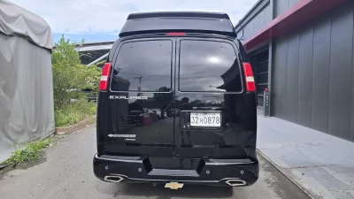 Chevrolet Express Van