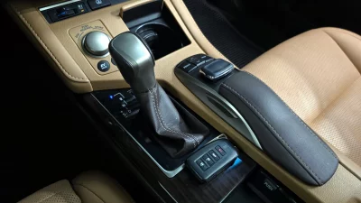 Lexus ES