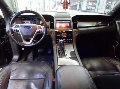 Ford TAURUS