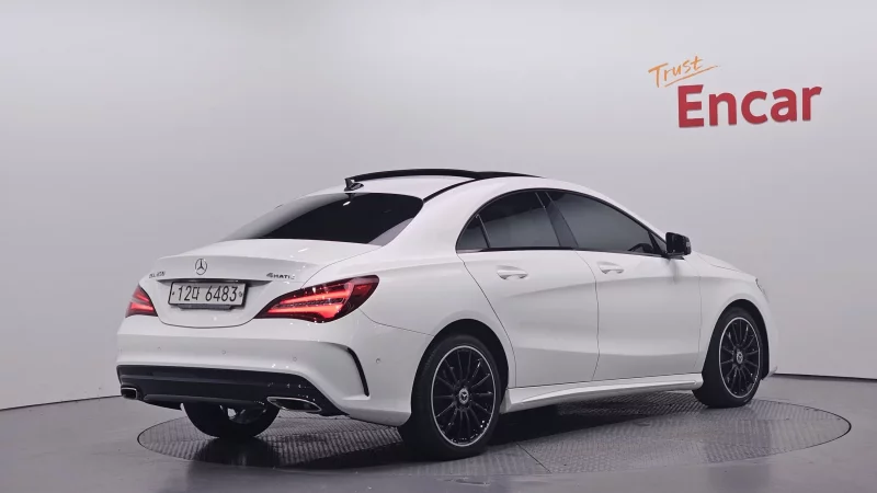 Mercedes-Benz CLA-Class