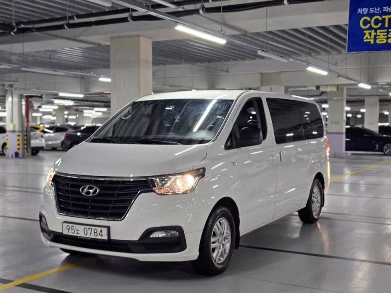Hyundai Starex