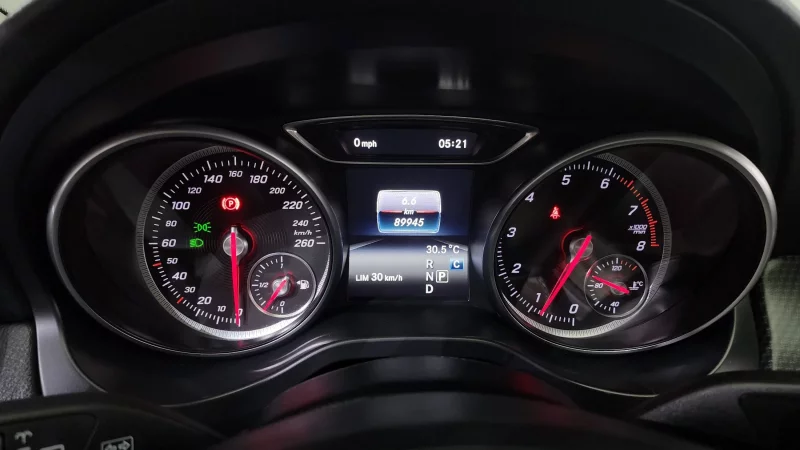 Mercedes-Benz GLA-Class