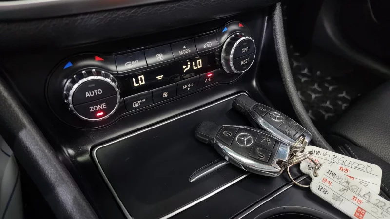 Mercedes-Benz GLA-Class