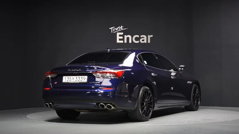 Maserati QUATTROPORTE