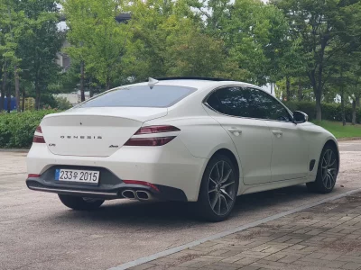 Genesis G70