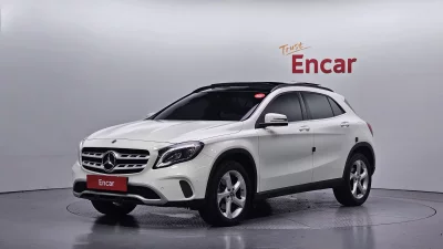 Mercedes-Benz GLA-Class
