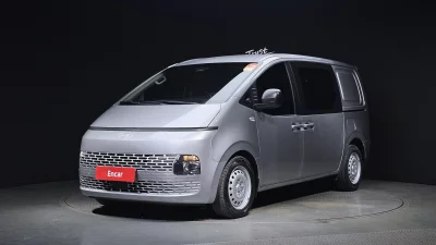 Hyundai Staria