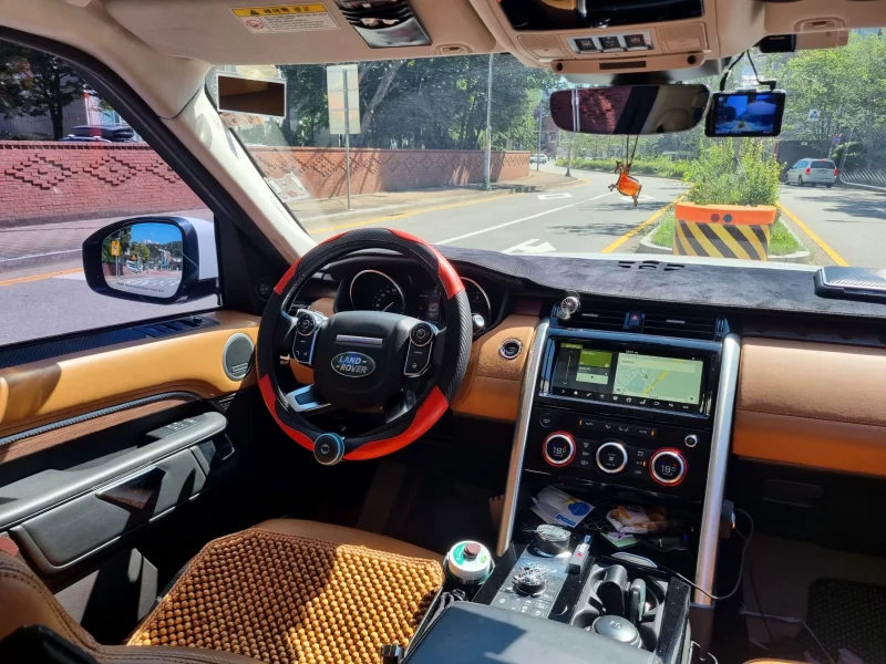 Land Rover DISCOVERY